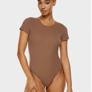 Aritzia Babaton contour bodysuit